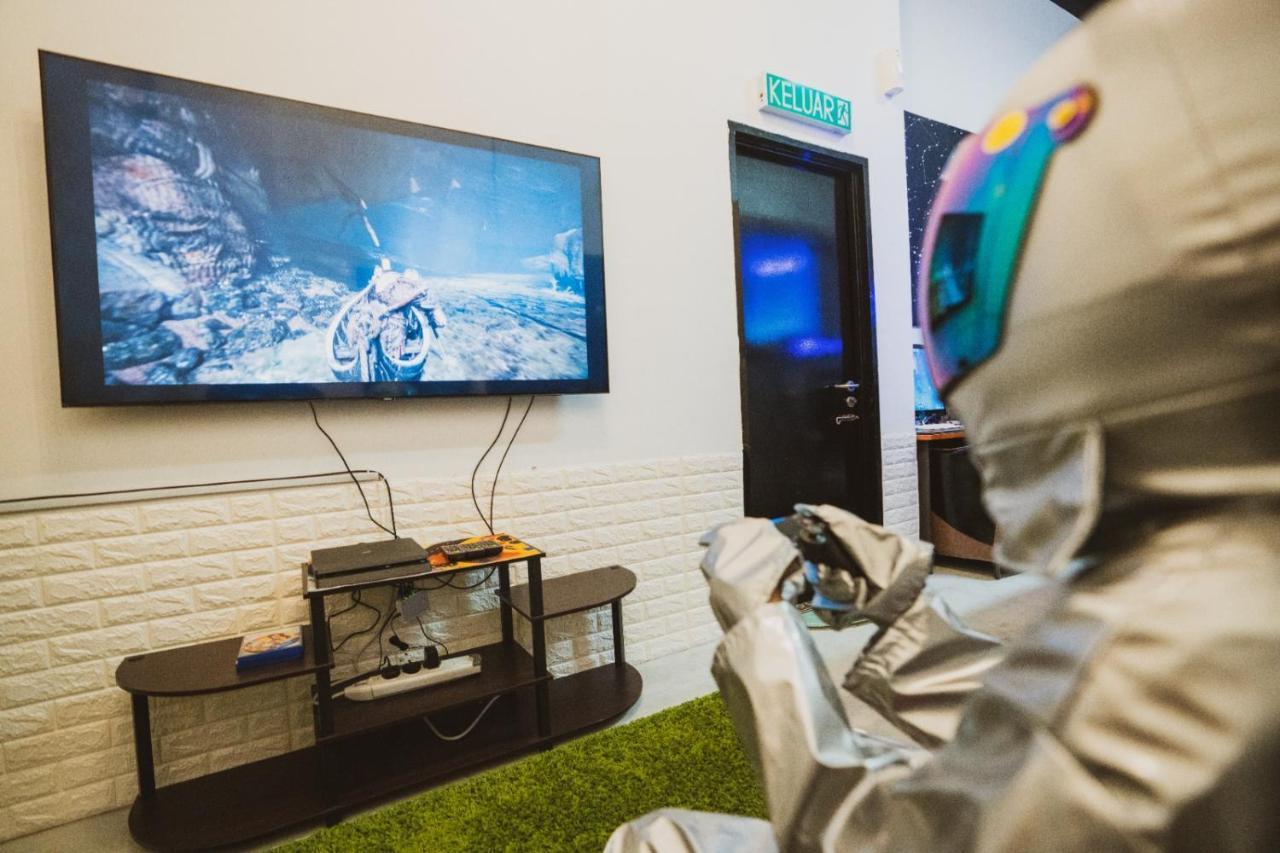 Hashtag.Capsule.Hostel Джохор Бахру Екстериор снимка